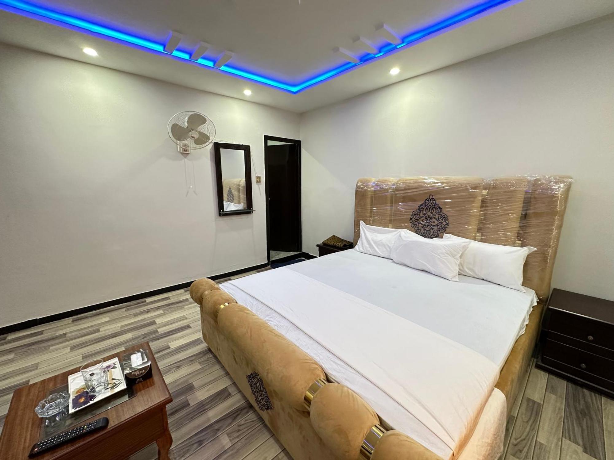 Decent Lodge Guest House Ισλαμαμπάντ Εξωτερικό φωτογραφία