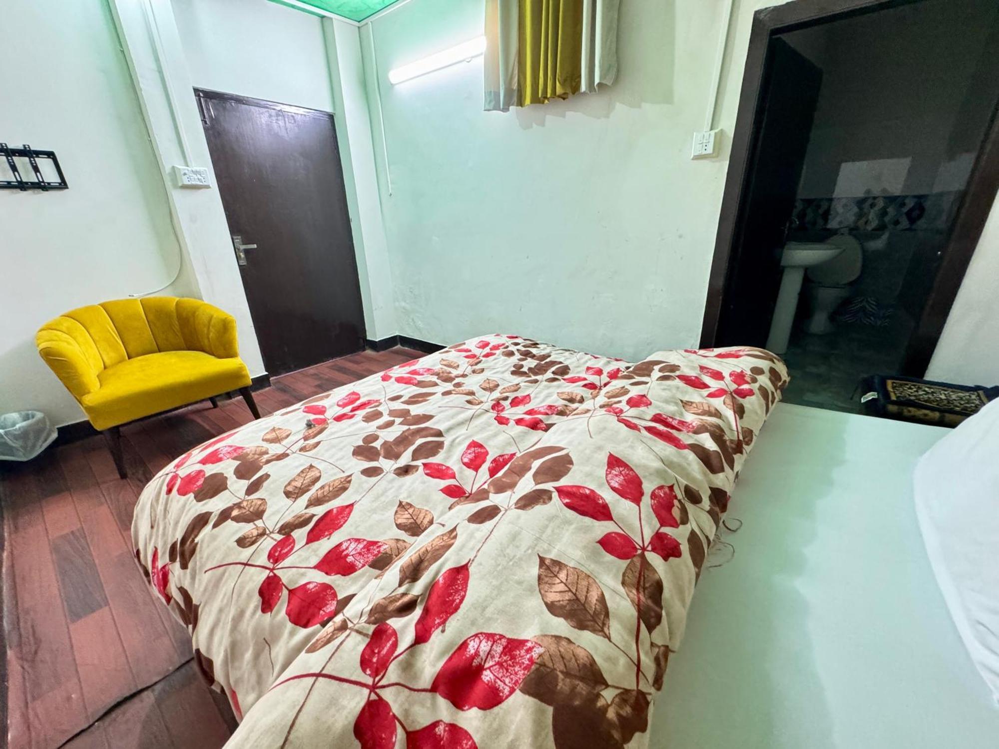 Decent Lodge Guest House Ισλαμαμπάντ Εξωτερικό φωτογραφία